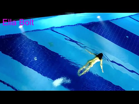 ❤️ Ùn possu micca piantà di fighjulà, ghjovana bionda catturata nuda in piscina ELLA BOLT ☑ Sessu di qualità à porn co.filmepornonline.ru ❌️❤