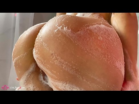 ❤️ Brunette si masturba a figa cù un vibratore per un orgasmu intensu in a doccia ☑ Sessu di qualità à porn co.filmepornonline.ru ❌️❤