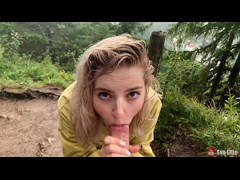 ❤️ Ragazza ingoia cum dopu un pompino publicu - Eva Elfi ☑ Sessu di qualità à porn co.filmepornonline.ru ❌️❤